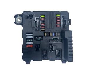 Areyourshop Fuse Box Module BSM 8200306032 pour RenaultMégane II Scénic II