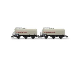 Arnold HN6677 SNCF, Coffret de 2 Wagons-citernes à 3 essieux, Pétroles de l'Ouest, livrée Grise, Wagons de Marchandises EPIV