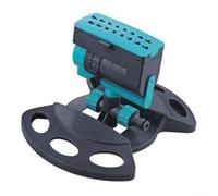 Arroseur oscillant en plastique avec 16 points de pulvérisation et débit réglable pour un arrosage ciblé du jardin et une saturation complète de la pelouse