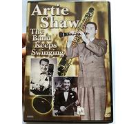 Artie Shaw - Artie Shaw - the Band Keeps Swinging [Import anglais]