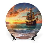 Assiette décorative ronde en porcelaine « Bateau pirate au coucher du soleil » avec support, idéale pour la cuisine, la salle à manger, une cave à vin ou toute autre pièce de décoration intérieure.