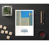 Au pied de l'immeuble