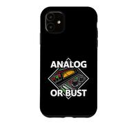 Audio Engineer Analog Or Bust Vintage Gear Coque pour iPhone 11