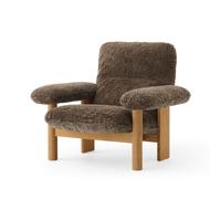 Audo Copenhagen Fauteuil Brasilia Oiled oak-Root sheepskin