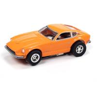Auto World Xtraction SC412-3O 1973 Datsun 240z (Orange) Voiture pour circuit de course HO