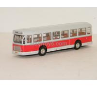 AUTOBUS SAVIEM SC 10 VILLE DE NANTES ROUGE & BLANC BREKINA 1/87 HO Réf 614104