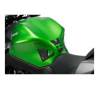 AUTOCOLLANT DE RESERVOIR PUIG KAWASAKI Z650 20-25 LOOK CARBONE