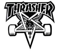 Autocollant noir et blanc 9 x 10 cm de Thrasher Magazine motif skateboard, bouc et pentagramme