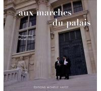 Aux Marches Du Palais