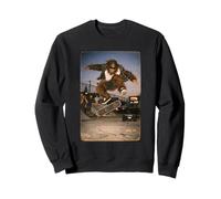 Aventure Rétro avec Un Personnage Furry en Skate Sweatshirt