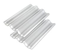 AYCCNH Lot de 2 moules à pain perforés en acier inoxydable pour baguette française, 38,1 x 25,4 cm, plaque de cuisson à 3 vagues