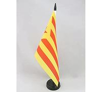 AZ FLAG - Drapeau De Table Catalogne Estelada Vermella 21x14 cm - Petit Drapeau Catalan Indépendentiste De Bureau 100% Polyester Avec Hampe De 25cm Et Socle En Plastique Noir
