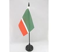 AZ FLAG - Drapeau De Table Tchétchénie - 15x10 cm - Mini Drapeau Tchétchène De Bureau 100% Polyester Avec Hampe De 25cm Et Socle En Plastique Noir