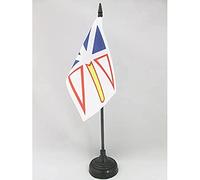 AZ FLAG - Drapeau De Table Terre-Neuve-et-Labrador - 15x10 cm - Mini Drapeau De Terre-Neuve-Et-Labrador De Bureau 100% Polyester Avec Hampe De 25cm Et Socle En Plastique Noir