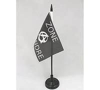 AZ FLAG - Drapeau De Table Zone à Défendre ZAD - 15x10 cm - Mini Drapeau Zadiste De Bureau 100% Polyester Avec Hampe De 25cm Et Socle En Plastique Noir