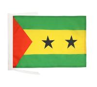 AZ FLAG - Drapeau Sao Tomé-et-Principe - 45x30 cm - Pavillon Santoméen 100% Polyester Avec Deux Cordelettes - 20g