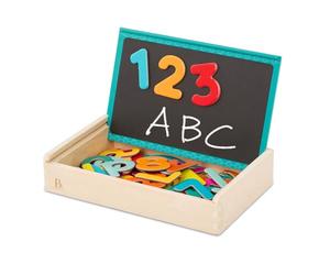 B. toys - Aimants Lettres et Chiffres (63pc) - Aimants Alphabet majuscules et minuscules - Boîte de Rangement en Bois avec Couvercle - Couvercle magnétique pour Tableau Noir - 3 Ans et +