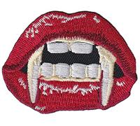 B031 - Ecusson, Patch Brodé Thermocollant - 6,6 cm x 5 cm - Bouche Vampire