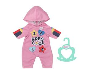 BABY born Kindergarten Grenouillère avec insignes - pour Les poupées de 36 cm - avec 1 Jolie Tenue & 1 Cintre - pour Les Petites Mains - Développe l’empathie & Les aptitudes sociales - 2 Ans + 833537