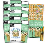 Baby Yoda Mini ensemble de cadeaux d'anniversaire Bundle avec 24 packs de jeu Star Wars The Mandalorian | Mini livres de coloriage (fournitures