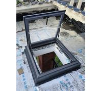 Bâche de fenêtre robuste pour fenêtre de toit encastrée pour une meilleure protection dans les sous-sols, greniers et plus encore, kit de vis inclus