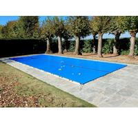 Bâche d'Hivernage Bleue 6,60 x 3,60 m pour Piscine Maximum 6 x 3 m avec Grille Centrale d'Evacuation - Fabrication Française - Direct Usine - 550 g/m² - Livrée avec Sandows Cabiclic + Pitons Crosse