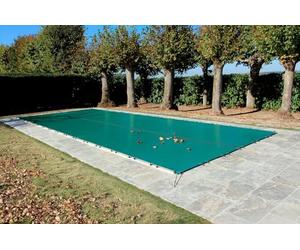 Bâche d'Hivernage Verte 7,60 x 4,60 m pour Piscine Maximum 7 x 4 m avec Grille Centrale d'Evacuation - Fabrication Française - Direct Usine - 550 g/m² - Livrée avec Sandows Cabiclic + Pitons Crosse