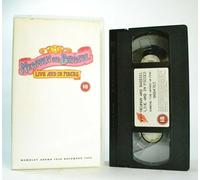 Baddiel And Newman - Live And In Pieces At Wembley [VHS] [Import anglais]