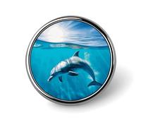 Badge rond en forme de dauphin nageur dans la mer bleue - Épinglette en émail - Broche à boutons - Décoration personnalisée pour vêtements - Unisexe - Porte-badge - Chapeaux sacs - Chemises