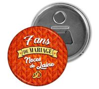 Badgmania Décapsuleur Magnet Aimant | Anniversaire 7 Ans de Mariage Noces de Laine V2 | Diamètre 5.9cm | Anneaux Mariage | Ouvre Bouteille Réfrigérateur
