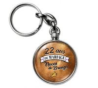 BADGMANIA Porte-clés Métal 22 ans de Mariage - Noces de Bronze - Idée Cadeau Original Couple - Souvenir à Emporter Partout - Logo 33 mm 2 Faces - Fabriqué en France