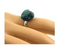 Bague Apatite Bleu Neon Brut Plaqué Argent. 13.76 Ct. Taille Réglable.