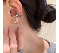 Bague d'oreille coréenne légère avec motif floral avec cristaux étincelants qui se démarquent magnifiquement (03)