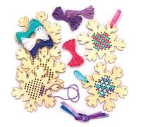 Baker Ross Kits de décorations Flocons de Neige au Point de Croix (Paquet de 5) - Loisirs créatifs de Noël pour Enfants