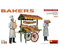 Bakers Figurine 1:3 5 Plastique Model Kit Miniart