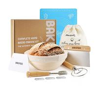 Bakingo Kit de corbeille à pain pour débutant au levain avec panier à pain en rotin naturel de 25,4 cm, lame, sac à pain, grattoir à pâte, tapis de mesure et fouet danois pour la fabrication de
