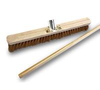 Balai d'atelier Type cantonnier manché | Lot de 3 | Piste Extérieur | Fibres de Coco Naturel | Longueur 60 cm | Semelle Bois | Douille métal boulonnée Ø 28 mm | Manche Bois 1,40 m | Kibros 2060BMx3