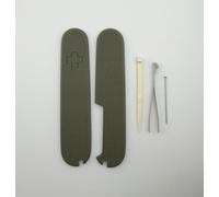 Balance texturée personnalisée G10 pour Victorinox 91 mm | Poignées de rechange avec fentes pour pince, cure-dents et broche (vert kaki + accessoires)