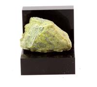 Baltimorite. 36.6 Ct. Lowell, Vermont, Usa.