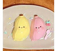 Banana Squishies Lot de 2 balles anti-stress en TPR extensible et durable pour soulager le stress et la gestion de l'anxiété, jouet tactile réaliste pour adolescents et adultes, outil de relaxation de