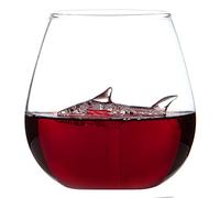 Bar sur mesure requin dans un verre
