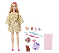 Barbie Coffret Bien-Être Va au Spa, poupée Mannequin Blonde avec Chiot, Peignoir imprimé Citrons, Serre-tête et Masque, Jouet Enfant, Dès 3 Ans, HKT90