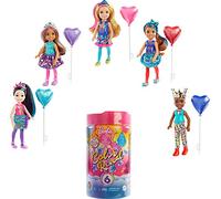 Barbie Mini-poupée Chelsea GTT26 – Fête, 6 éléments mystère, 4 sachets (modèle aléatoire)
