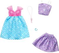 Barbie Ensemble de vêtements tendance, 2 tenues pour poupée tendance comprenant une robe, un haut et une jupe sur le thème de la sirène, et 2 accessoires