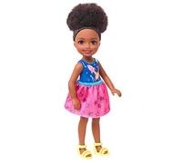 Barbie Famille Mini-poupée Chelsea Fille Brune, Haut Motif fusée et Jupe étoiles, Jouet pour Enfant, GHV62