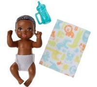 Barbie Famille Skipper baby-sitter, petite figurine bébé et accessoires, jouet pour enfant, FHY82 de Barbie Marron clair G