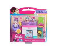 Barbie Just Play Ensemble de Jeu 8 pièces connectables avec Figurines et Accessoires pour Animaux de Compagnie, Jouets pour Enfants à partir de 3 Ans