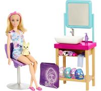 Barbie Masques faciaux scintillants Set de jeu Journée Bien-être, poupée blonde Barbie, 7 masques de bien-être, lavabo, miroir, chaise, plus de 15 accessoires au total, 3 à 7 ans