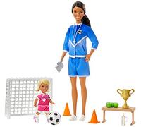 Barbie Métiers Coffret poupée Coach de Football Brune avec 2 Figurines d'enfant et Accessoires, Jouet pour Enfant, GJM71, Multicolore