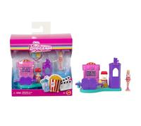 Barbie Mini BarbieLand Jeu de cinéma avec mini poupée et accessoires avec base en forme de cœur pour filles à partir de 4 ans